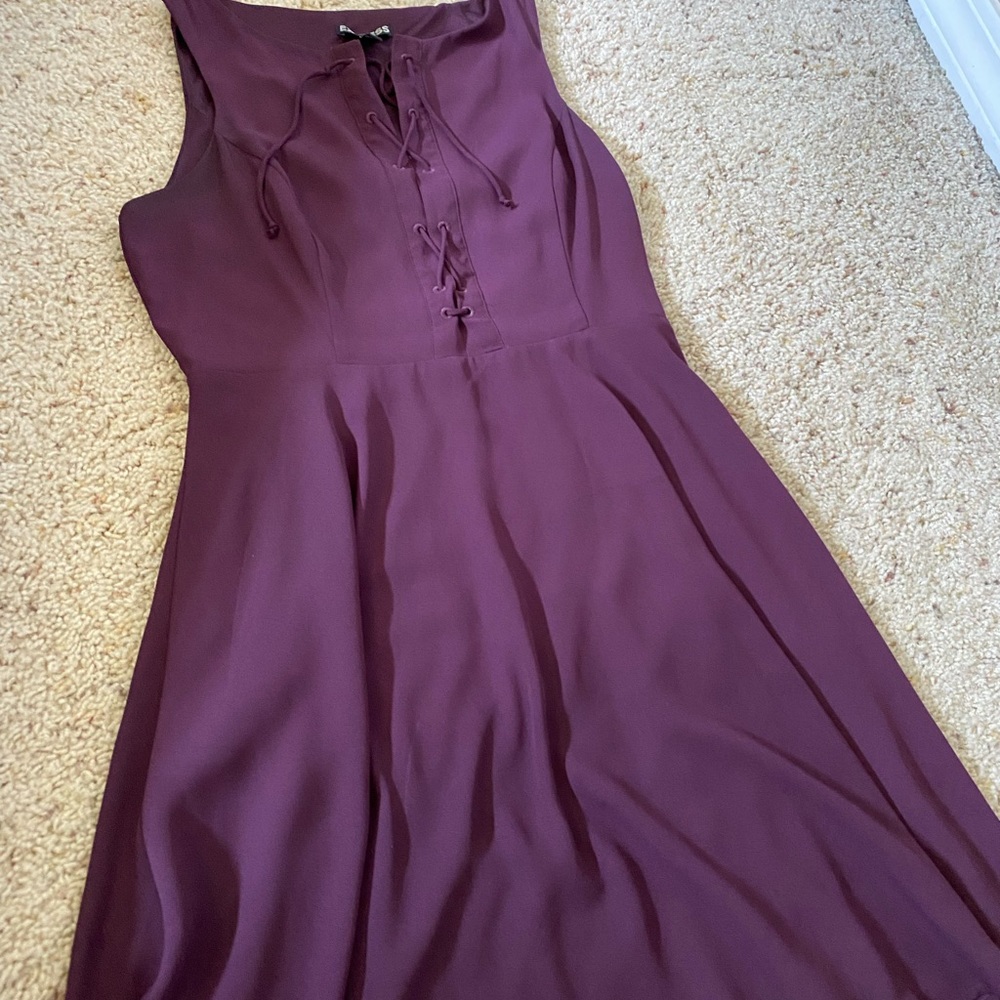 Express Dress - Picture 2 of 3